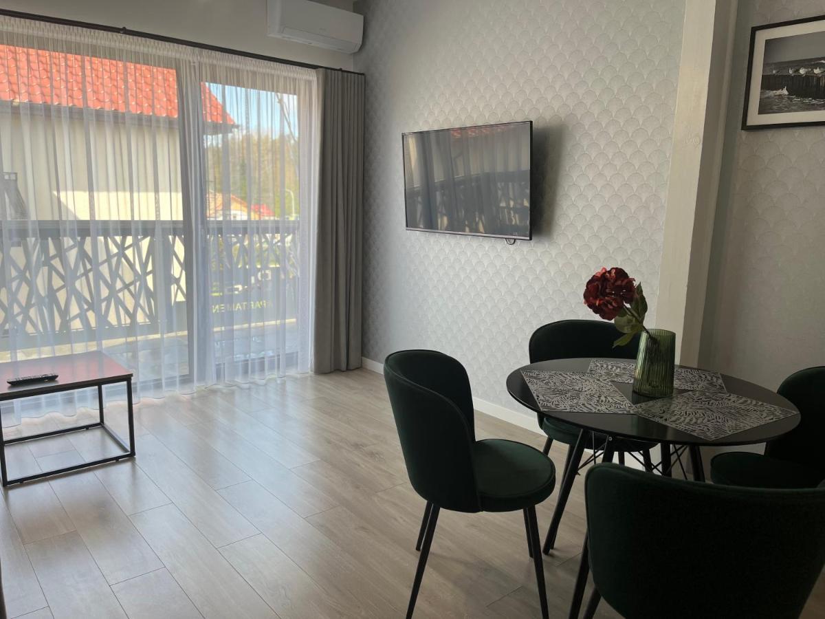 Apartamenty Blast Nad Morzem Chłopy Exteriör bild